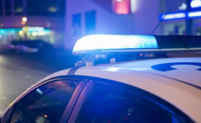 ΑΡΑΔΙΠΠΟΥ: 21χρονος προσέκρουσε σε πάσσαλο της ηλεκτρικής – Μεταφέρθηκε στο νοσοκομείο με τον 26χρονο αδελφό του – Προκλήθηκε διακοπή ρεύματος