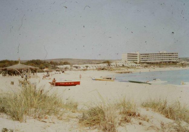 Κάπως έτσι ήταν το Nissi Beach το 1977