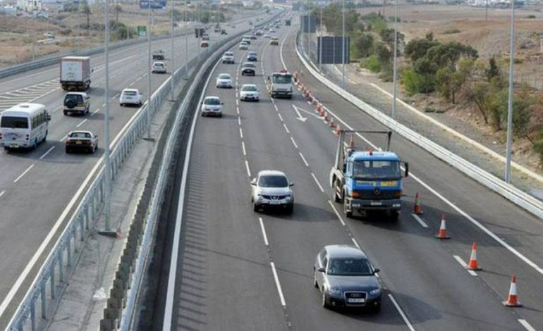 Έκτακτη ανακοίνωση της Αστυνομίας: Eπικίνδυνο σημείο στον αυτοκινητόδρομο Λεμεσού – Λευκωσίας
