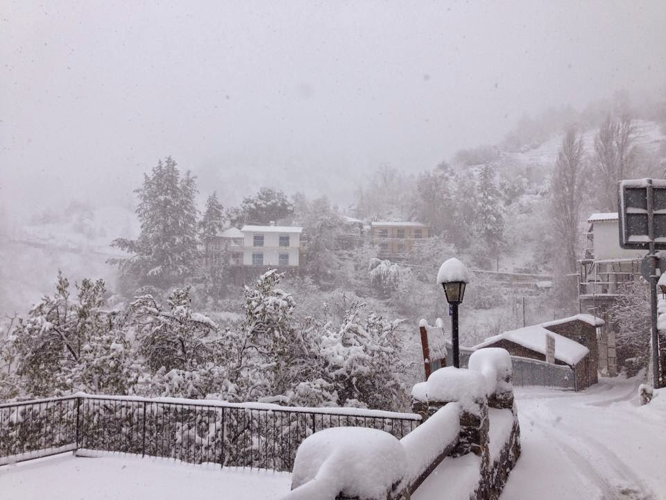 Ο χειμώνας δείχνει τα δόντια του -Πρώτα χιόνια στο Τρόοδος