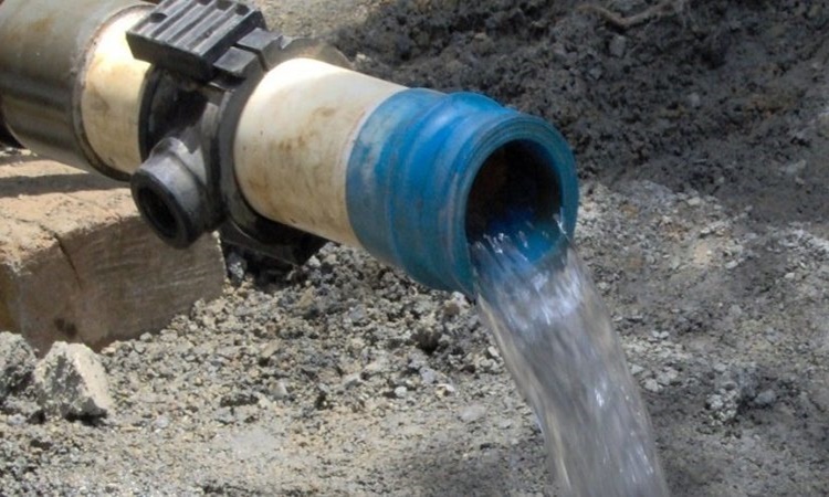 Νερό με… μέτρο στη Λάρνακα – Βλάβη στον κεντρικό αγωγό