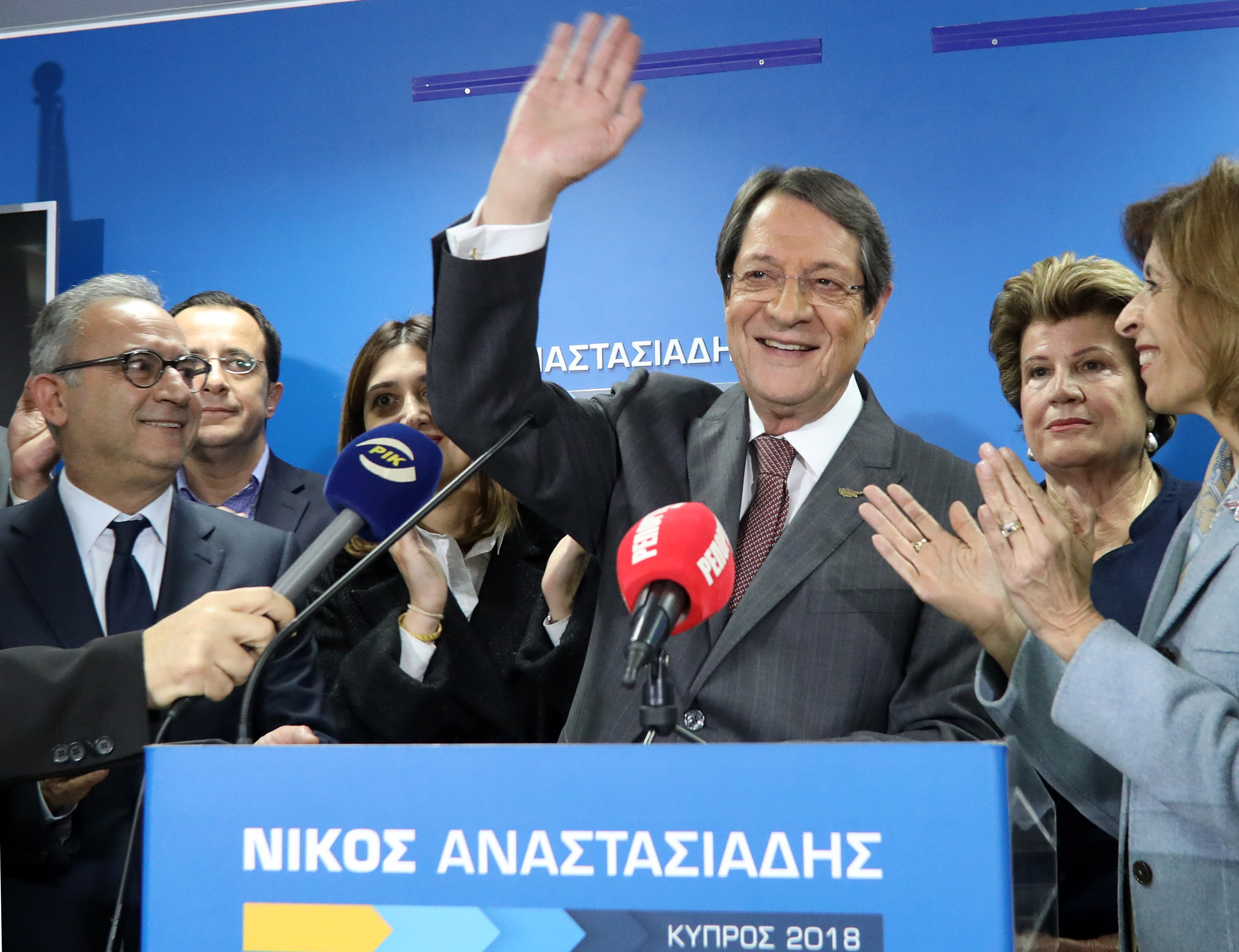 Πάει για κυβέρνηση ευρείας αποδοχής – Δεν αποκλείονται οι εκπλήξεις