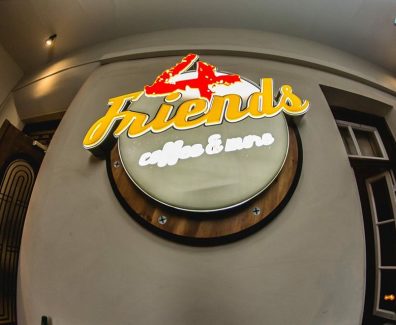 26730822_787724104749275_1804662997423201727_n