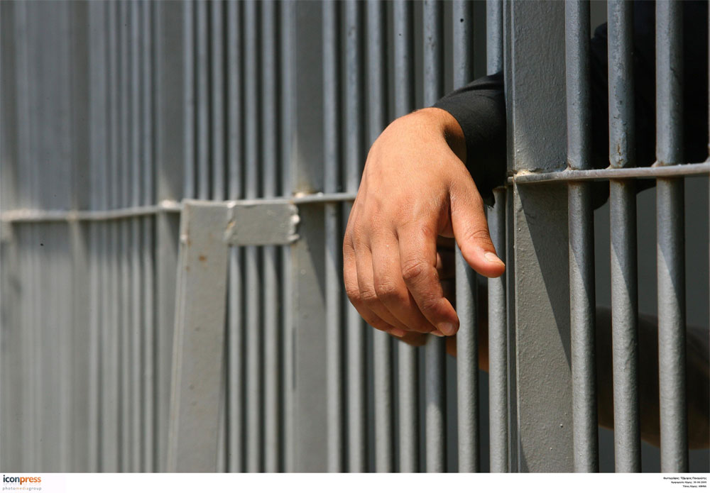 ΛΑΡΝΑΚΑ: Ποινή φυλάκισης 6 χρόνων για τον ληστή με το σκουπόξυλο