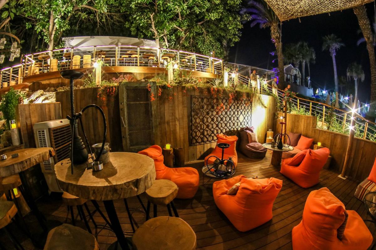 Πάμε για βουτιές σε 12 αγαπημένα beach bars της Κύπρου