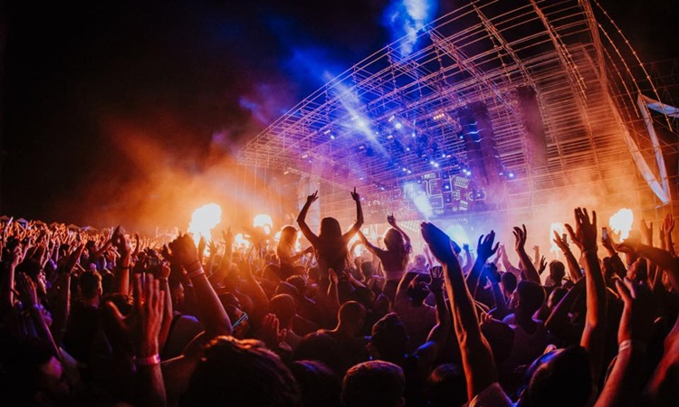 Έτσι θα φαίνεται η σκηνή του φετινού Living Color Festival! (pics)