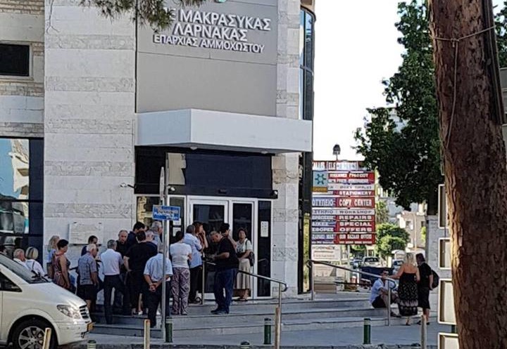 Μέχρι 3.000 ευρώ οι αναλήψεις μετρητών στις ΣΠΕ – Τι λέει η ΣΚΤ