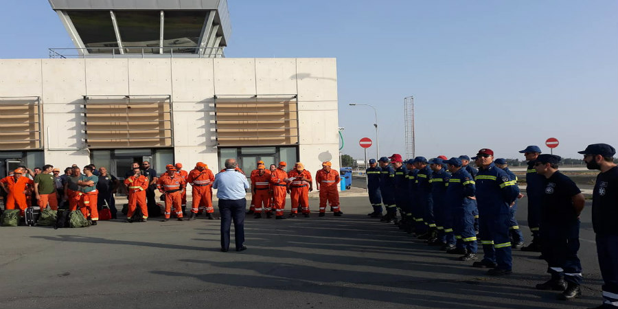 Στην Ελλάδα έφτασε η κυπριακή αποστολή βοήθειας για τις πυρκαγιές