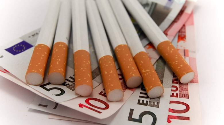 Αυξήθηκαν οι τιμές σε τσιγάρα και καπνό – Πιάστηκαν στον ύπνο οι καταναλωτές