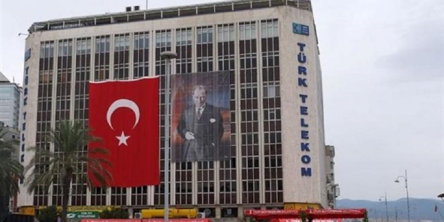 Φόβοι για ντόμινο μετά την Turk Telekom-Πανικός σε άλλες εταιρείες