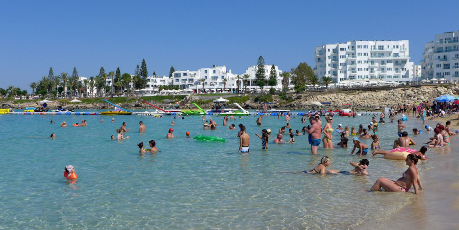 Σε καύσωνα η Κύπρος – Κίτρινη προειδοποίηση