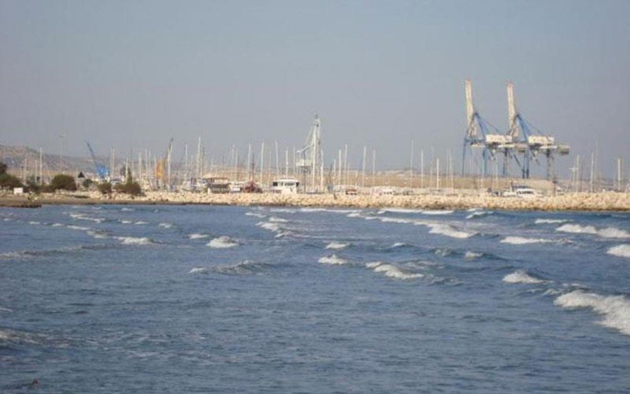 Λάρνακα: «Τελευταία ευκαιρία για λιμάνι»
