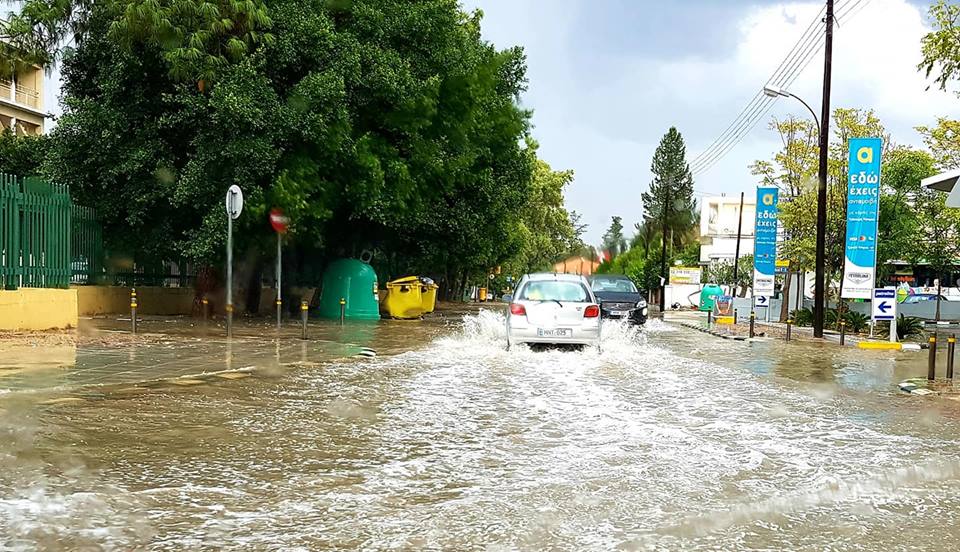 Όταν ο στρουθος φεύγει από την Λάρνακα και “χτυπά” την Λευκωσία