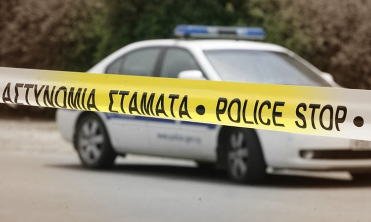 Χειροπέδες στον καταζητούμενο για απαγωγή