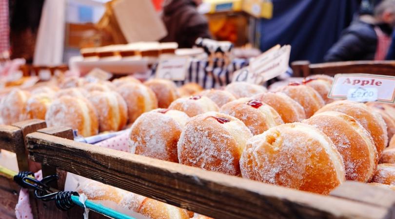 Αφράτα, γεμιστά donuts στη νέα άφιξη της πόλης