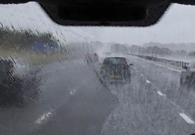 Γιατί όταν βρέχει όλοι οι οδηγοί στην Κύπρο «παλαβώνουν»;