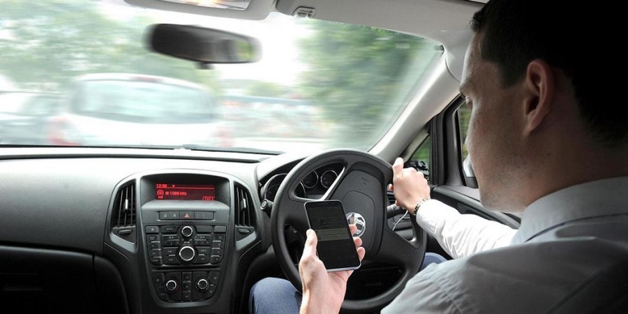 Αστυνομία: 651 καταγγελίες μέσα σε μία εβδομάδα για χρήση κινητού