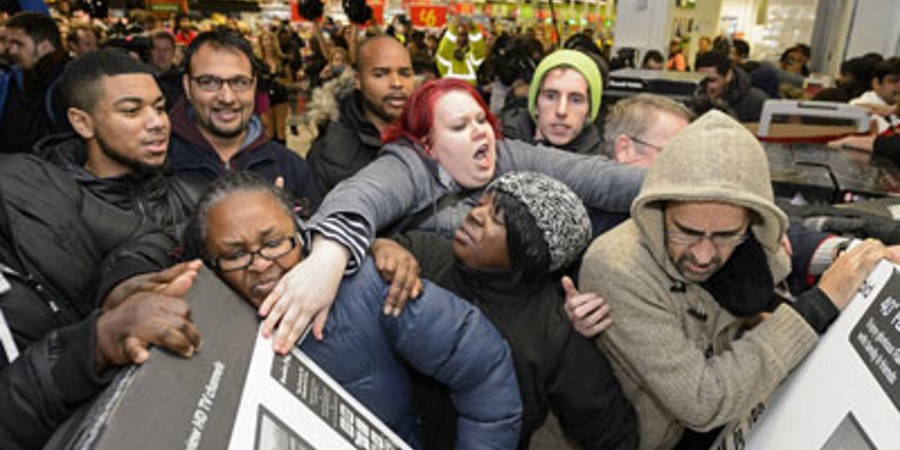 BLACK FRIDAY – ΚΥΠΡΟΣ: Έστησαν αντίσκηνο έξω από κατάστημα – ΦΩΤΟΓΡΑΦΙΕΣ