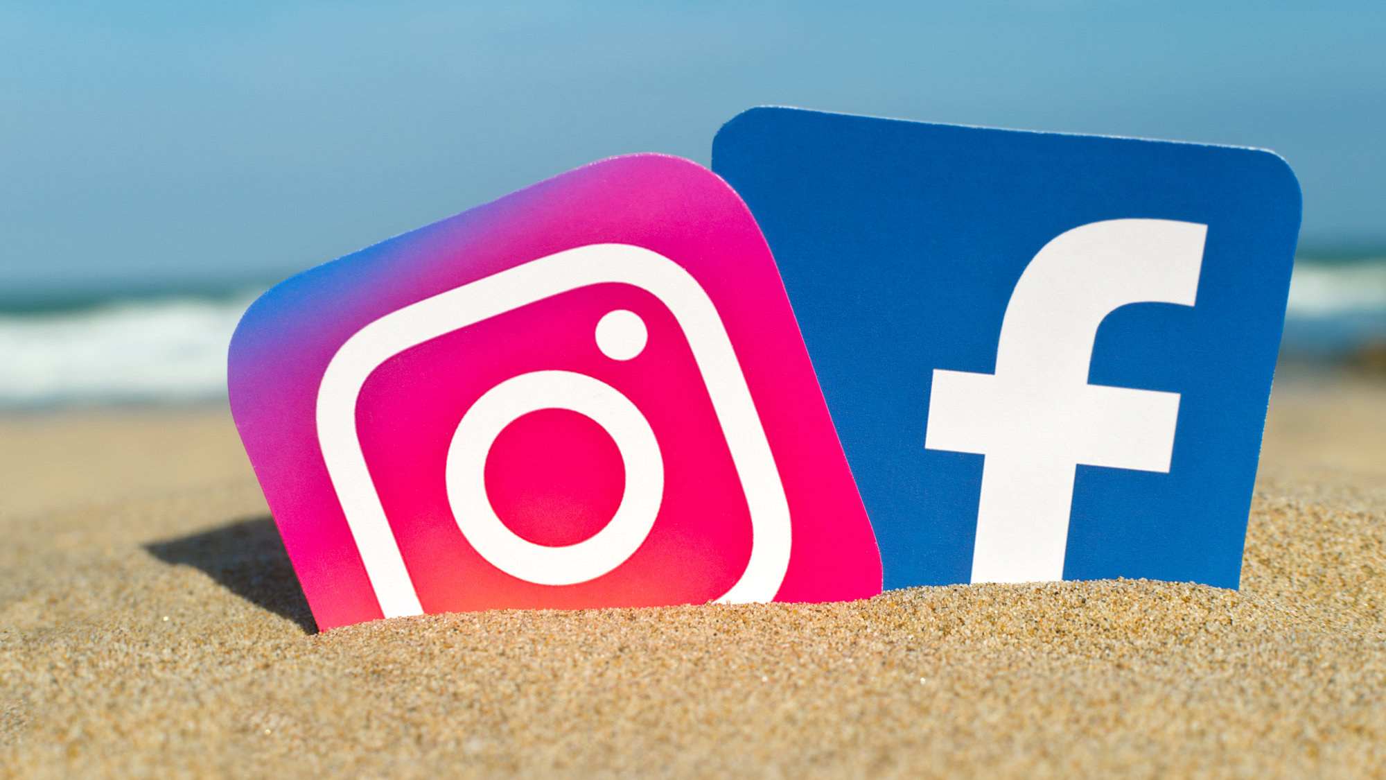 Προβλήματα αντιμετωπίζουν χρήστες του Facebook και Instagram