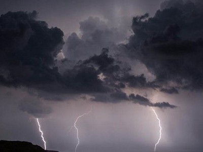 Ζωντανή εικόνα από το νέο βαρομετρικό που θα κτυπήσει την Κύπρο