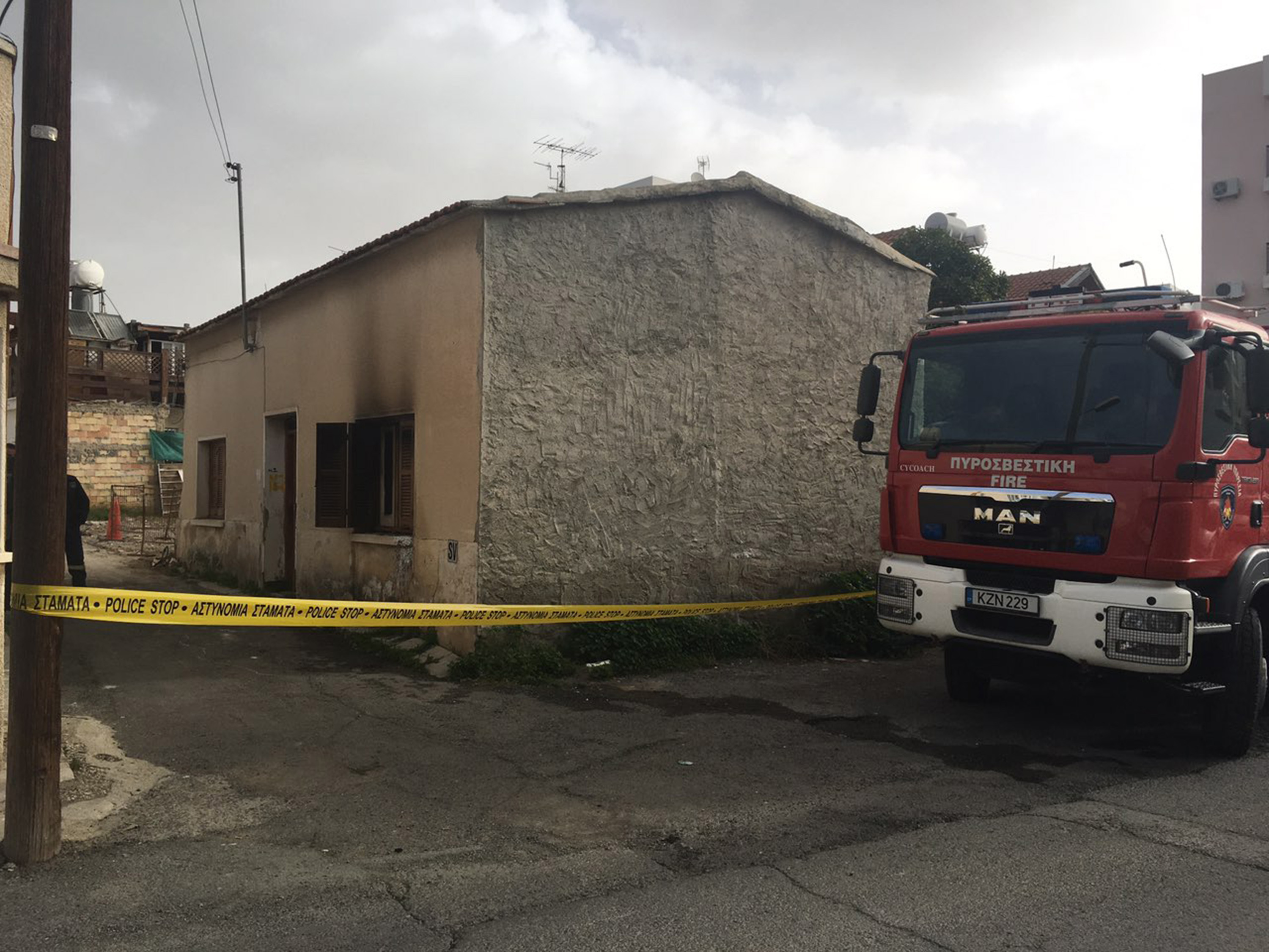 Για 50 ευρώ σκότωσε τον παππού Κόκο και μετά τον έκαψε…