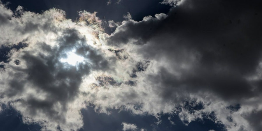 Καιρός: Μεμονωμένες βροχές και άνοδος θερμοκρασίας