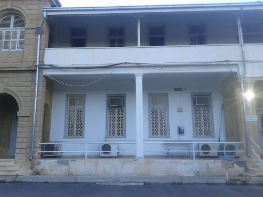 Ο Δήμος Λάρνακας δεν δέχεται παραχώρηση μέρους του παλαιού Νοσοκομείου