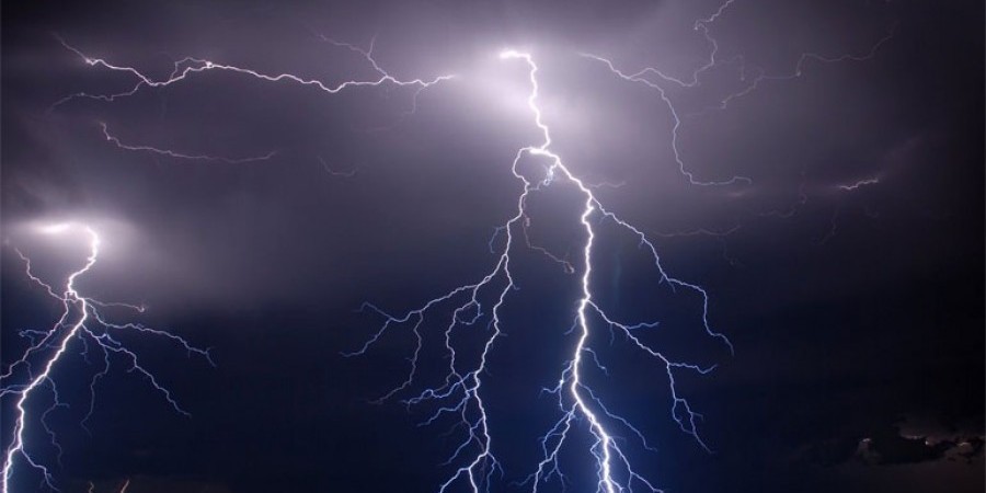 Έντονα απόψε τα φαινόμενα – Επιδεινώνεται ο καιρός