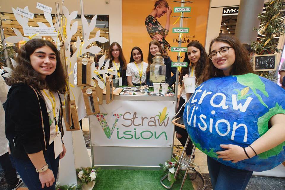 Η «StrawVision» φτιάχνει τα πιο περίεργα καλαμάκια