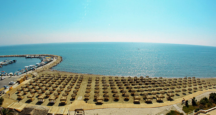 Castela-Beach