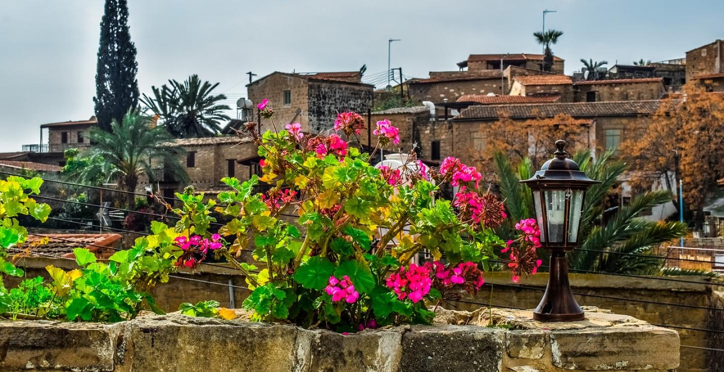 Εναλλακτικές εξορμήσεις και όμορφες διαδρομές σε κάθε γωνιά της Κύπρου για τον Απρίλιο