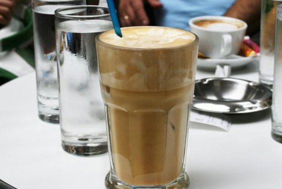 Ήξερες ότι το γάλα στον καφέ ή το τσάι είναι κάκιστος συνδυασμός;