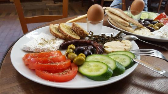 #cyprusbreakfast στα πρότυπα του αγγλικού