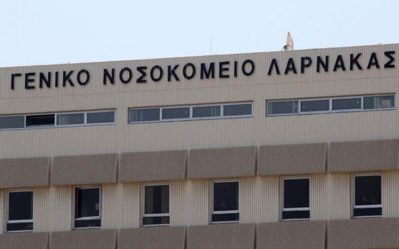 Στο νοσοκομείο υπάλληλος εστιατορίου στο Ζύγι μετά από πυρκαγιά