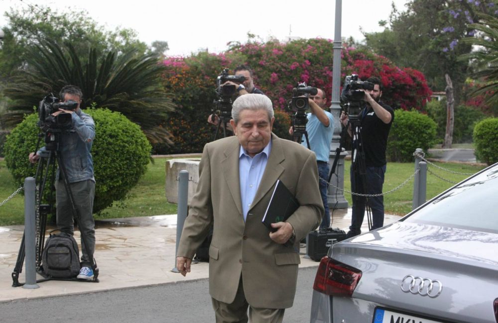 Επαναδιασωληνώθηκε ο Δ. Χριστόφιας – Επιδεινώθηκε η κατάσταση της υγείας του