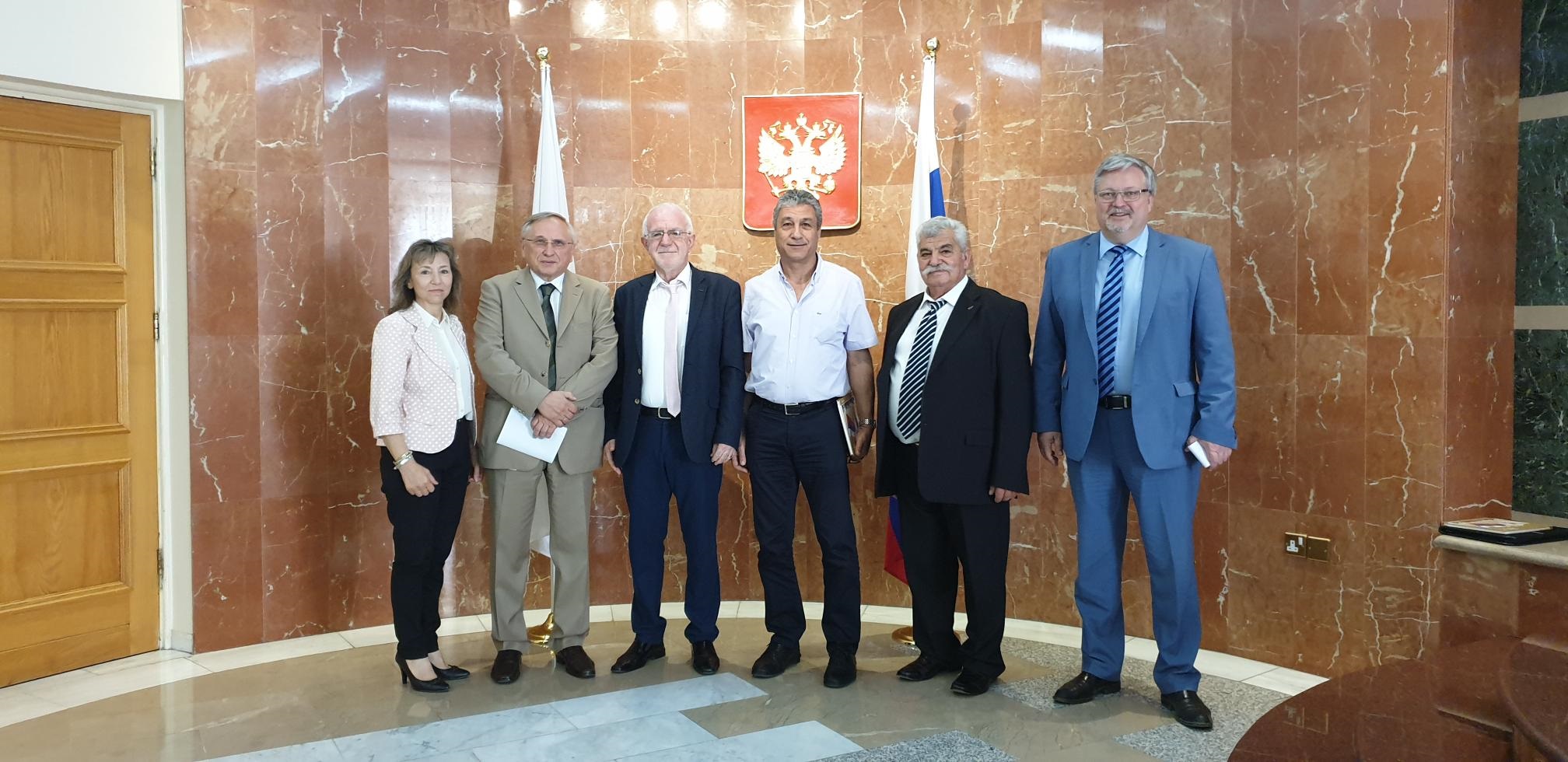Συνάντηση του Δημάρχου Αθηένου με τον Πρέσβη της Ρωσικής Ομοσπονδίας στην Κύπρο