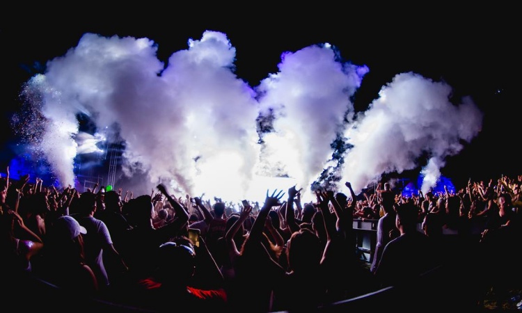 Επιστρέφει το Living Color Festival στην Αγία Νάπα, ανακοίνωσαν ημερομηνία οι διοργανωτές! (VIDEO)