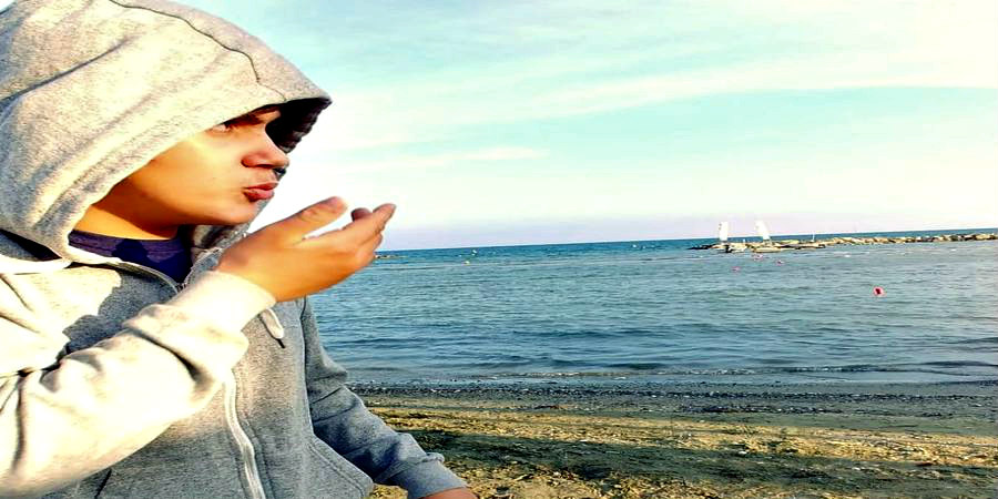 ΚΥΠΡΟΣ: «Μας ζήτησαν να βγούμε έξω από την εκκλησία» – Η αντιμετώπιση 15χρονου αυτιστικού παιδιού – ΦΩΤΟΓΡΑΦΙΕΣ