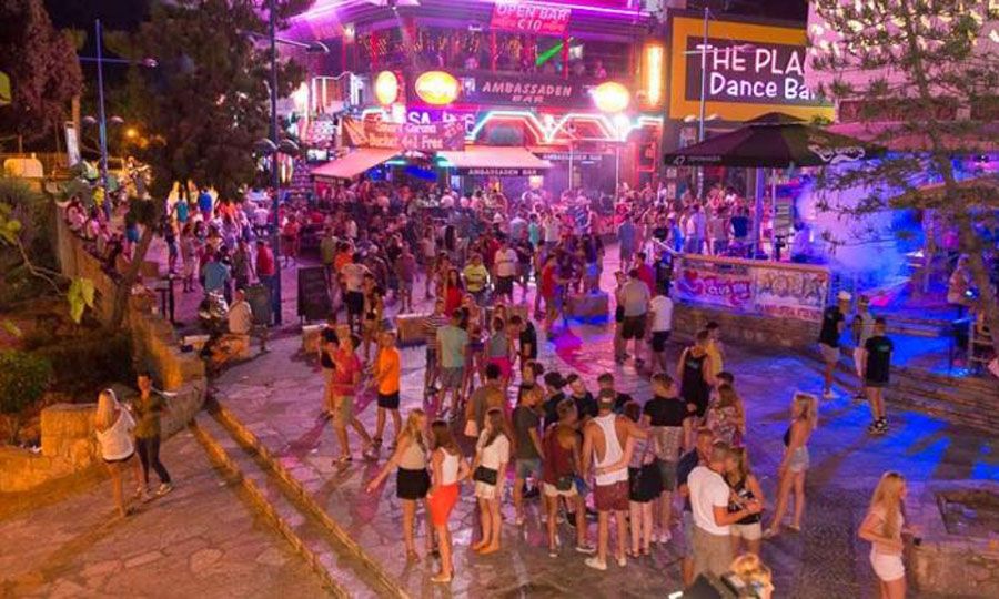Σείεται το κέντρο της Αγ. Νάπας μέχρι τις 3.30 το πρωί λόγω μουσικής