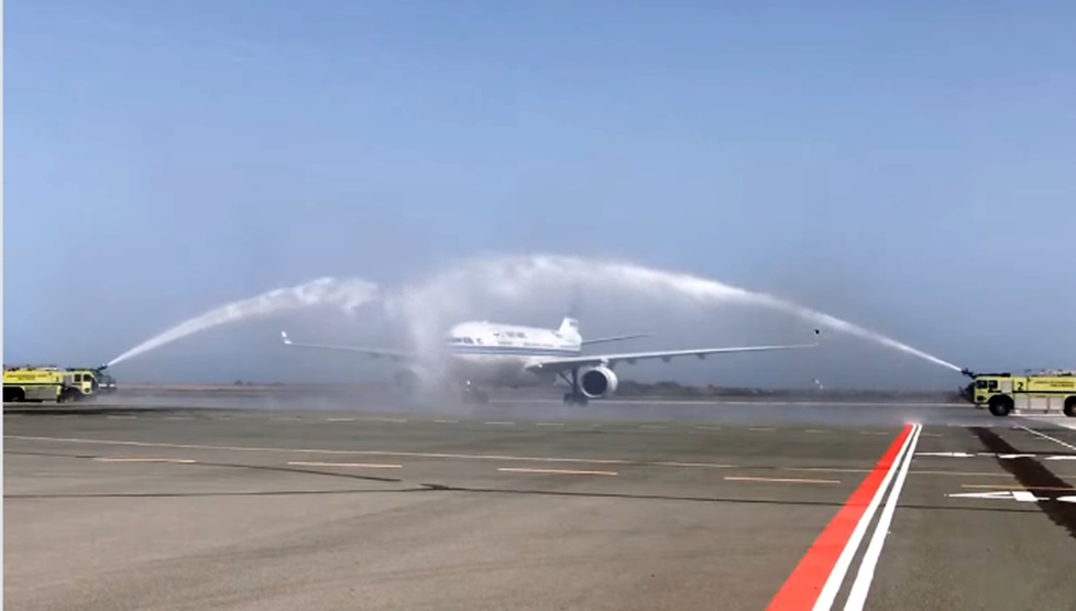 Η Kuwait Airways προσγειώθηκε στο αεροδρόμιο Λάρνακας μετά από 30 χρόνια! (video)