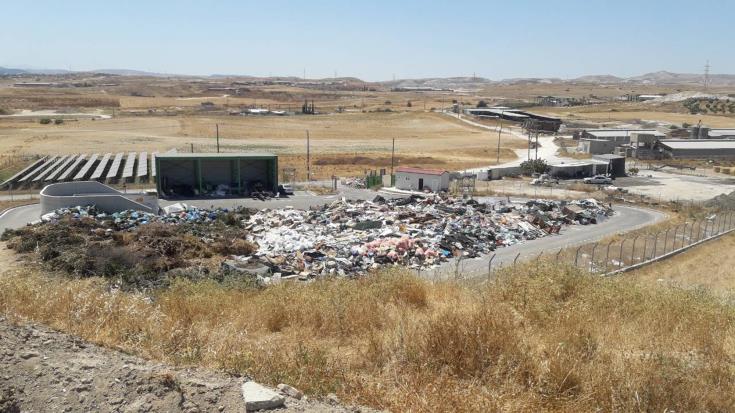 Σκουπιδότοποι τα Πράσινα Σημεία στην επαρχία Λάρνακας