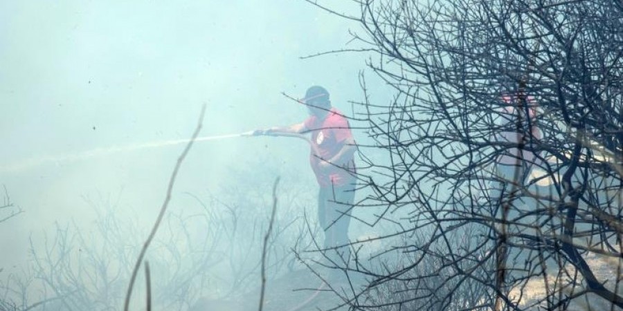 “Κόκκινος συναγερμός” για πυρκαγιές λόγω καύσωνα