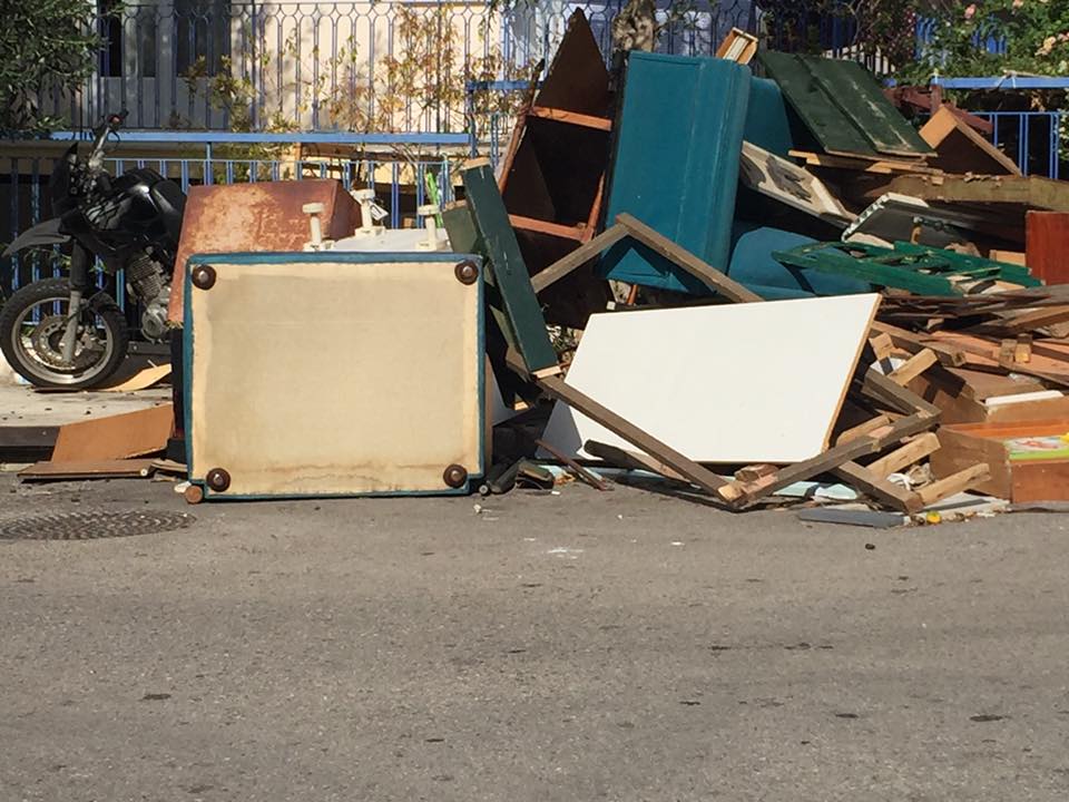 Το Κοινοτικό Συμβούλιο Ορόκλινης περισυλλέγει πράσινα και ογκώδη απόβλητα