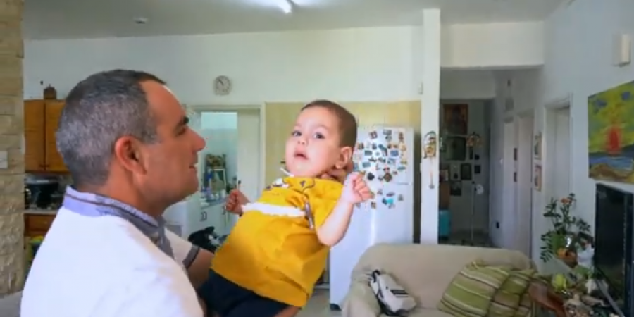Πατέρας μικρού Αντώνη: Ήδη άρχισαν οι διαδικασίες για χορήγηση του φαρμάκου