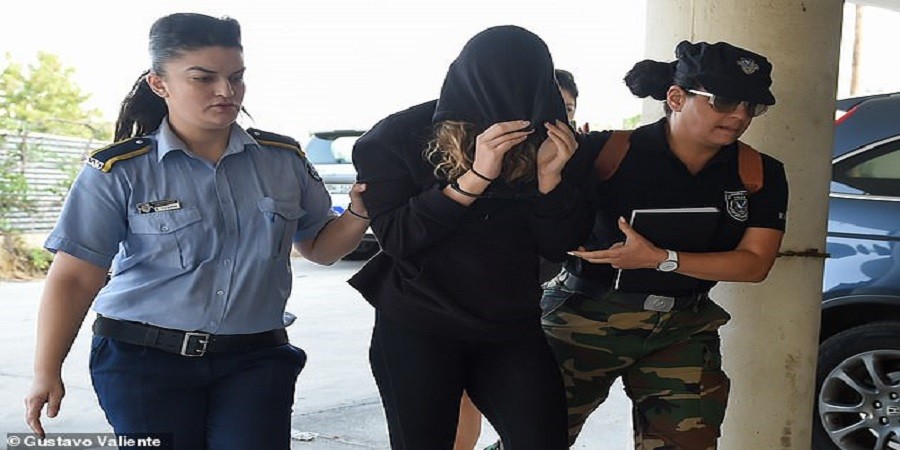 Αγία Νάπα: Η 19χρονη ζητάει £15,000 για να πληρώσει τα νομικά της έξοδα
