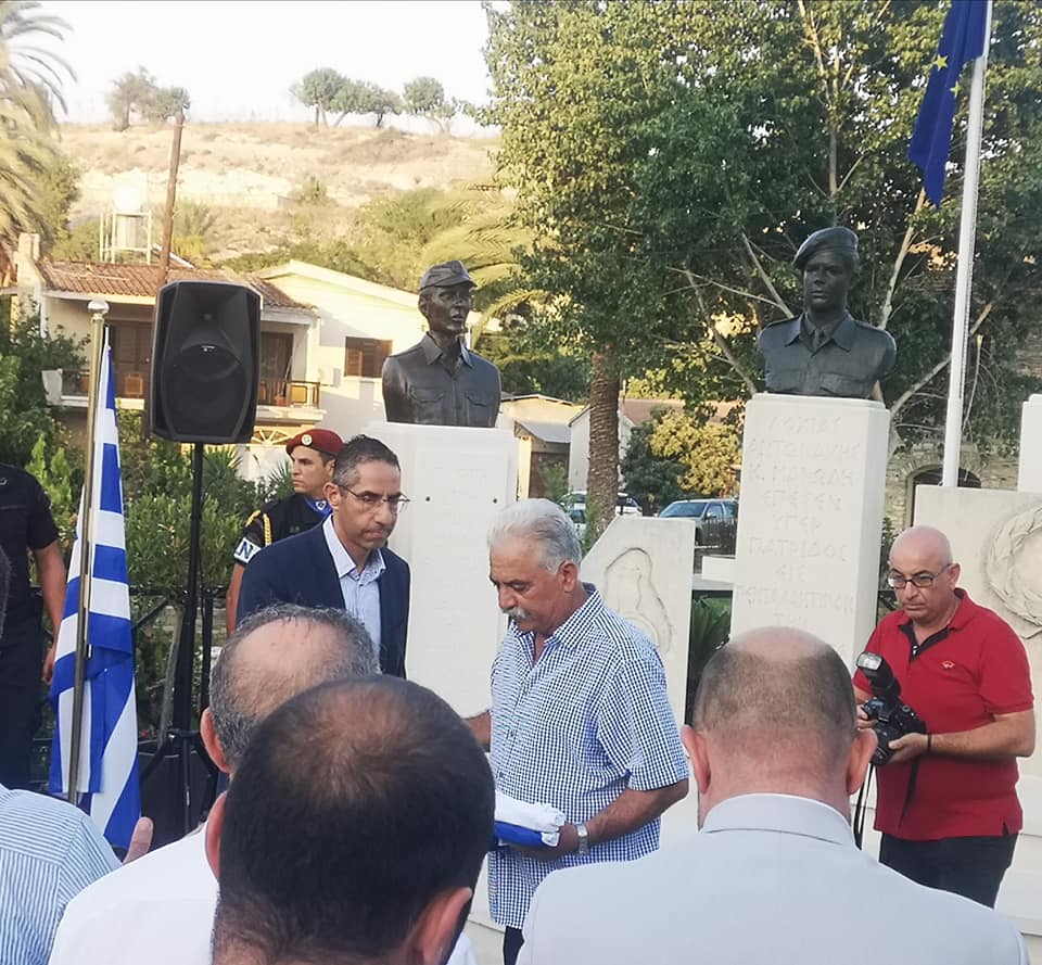Αποκαλυπτήρια προτομής του Ήρωα Σωτήρη Κ. Κολοβού και εγκαίνια πινακοθήκης του Αγνοούμενου του 1974 Ανδρέα Ευριπίδη στον Άγιο Θεόδωρο Σκαρίνου