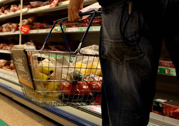 Με μεγάλες εκπτώσεις λειτουργεί το παζάρι