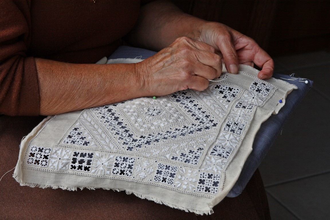 Λευκαρίτικο Κέντημα – Κύκλος εργαστηρίων 2019-2020