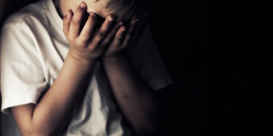 Η απόλυτη φρίκη: 81χρονος συστηματικά κακοποιούσε σεξουαλικά 5χρονη