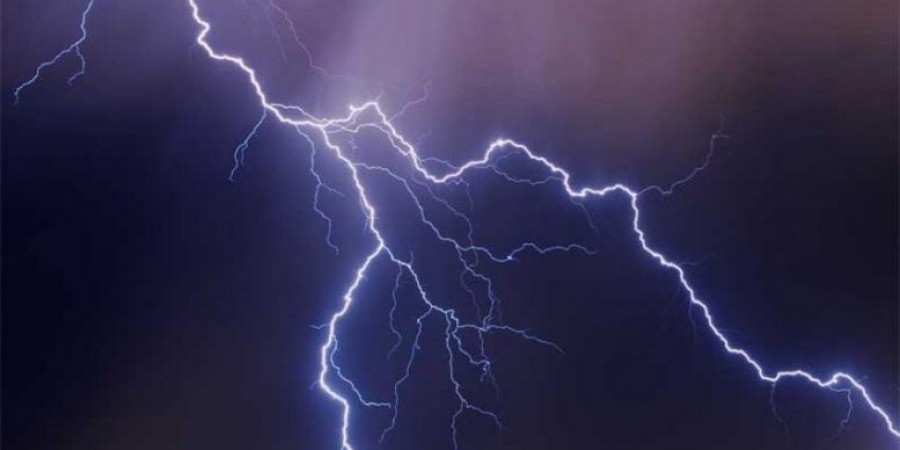 Τι πρέπει να γνωρίζουμε για τους κεραυνούς – Πότε κινδυνεύουμε